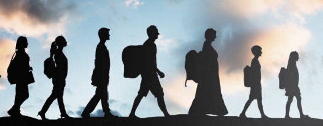  Abhängigkeit von Beschäftigten mit Migrationshintergrund 