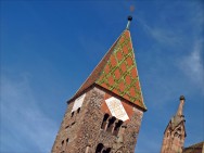 romanischer Glockenturm